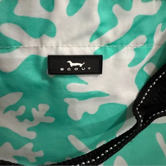 Scout Turquoise Tote Bag with Coral Reef Design - Picture 3 of 10